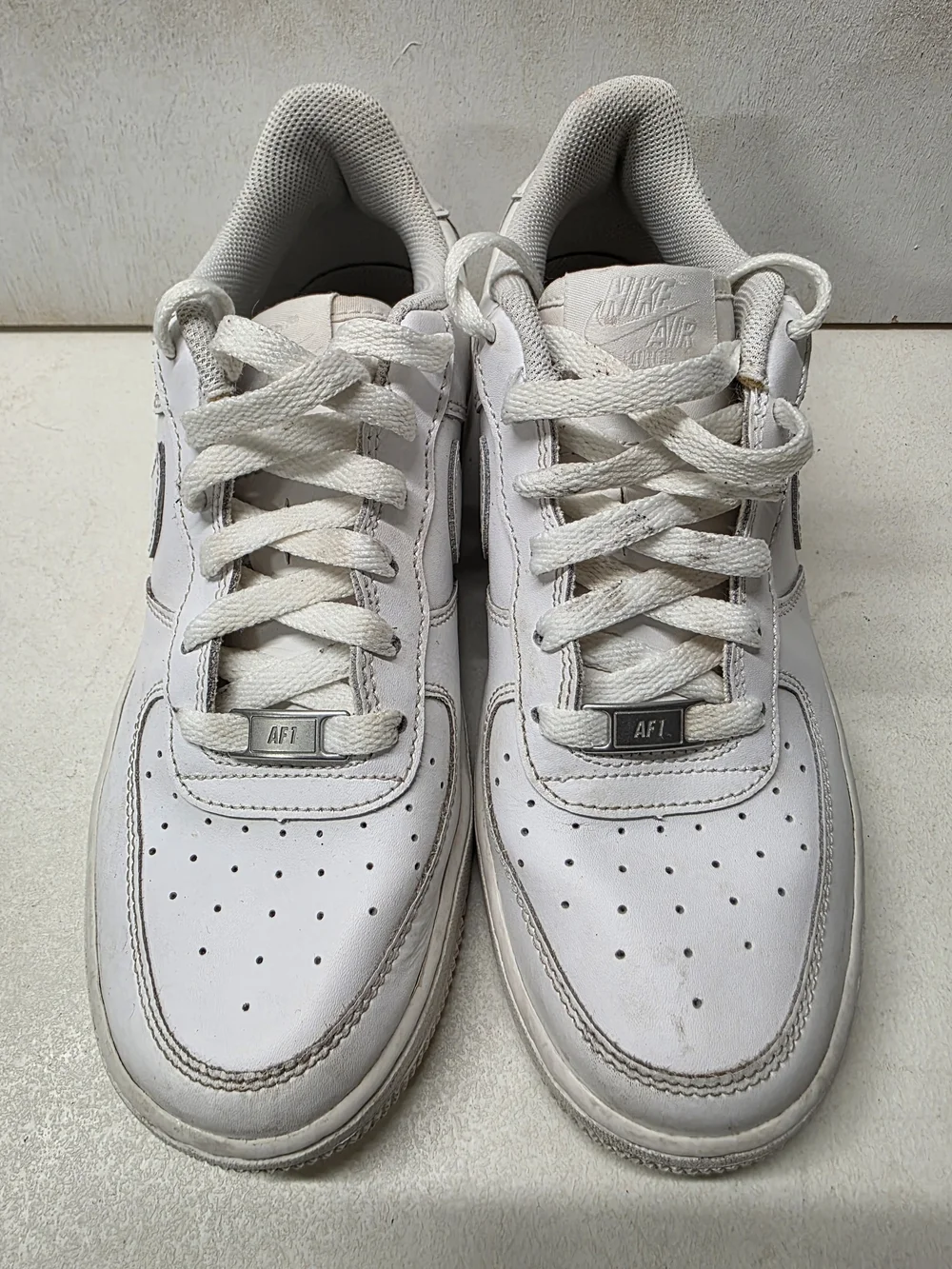 Nike Air Force 1 Low GS Triple White 314192-117 Size 7Y AF1 Sneakers Used
